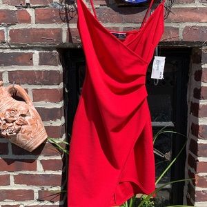 BLUE BLUSH SMALL- NEW WITH TAGS- RED BODYCON DRESS